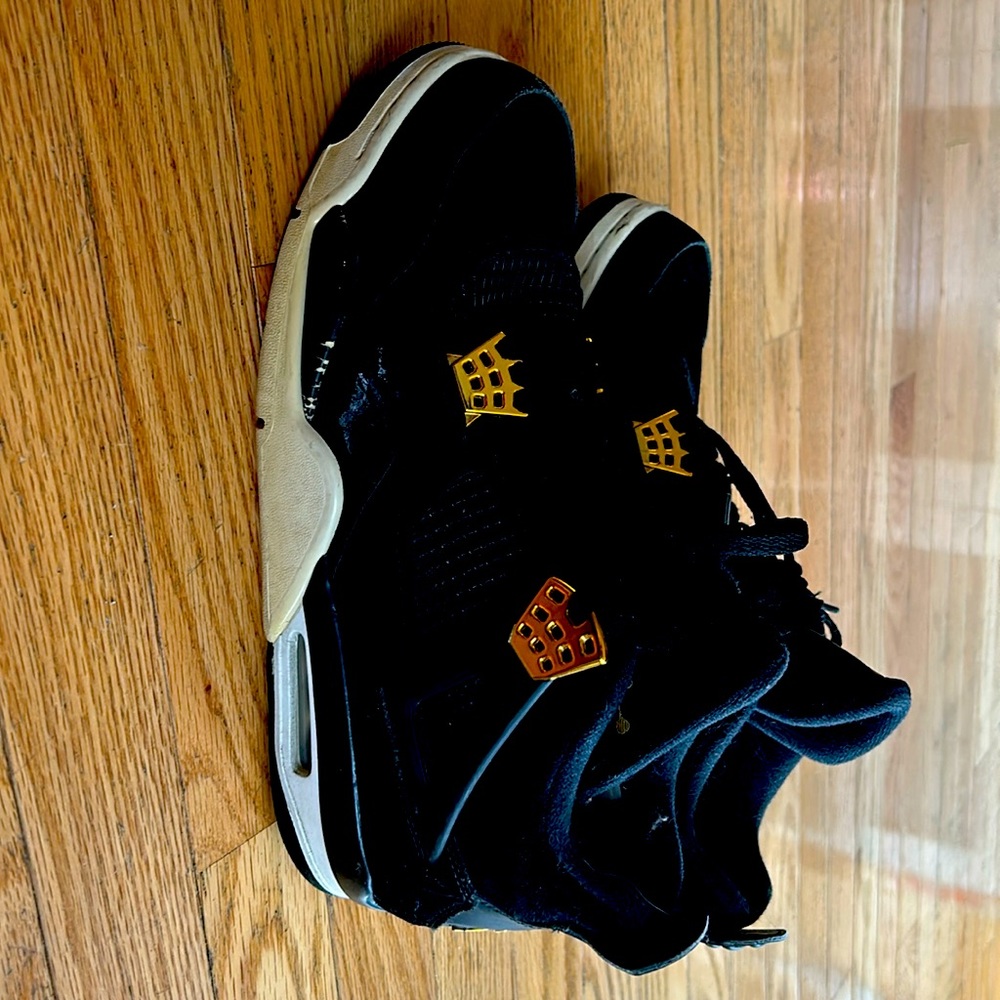 Air Jordan Retro 4